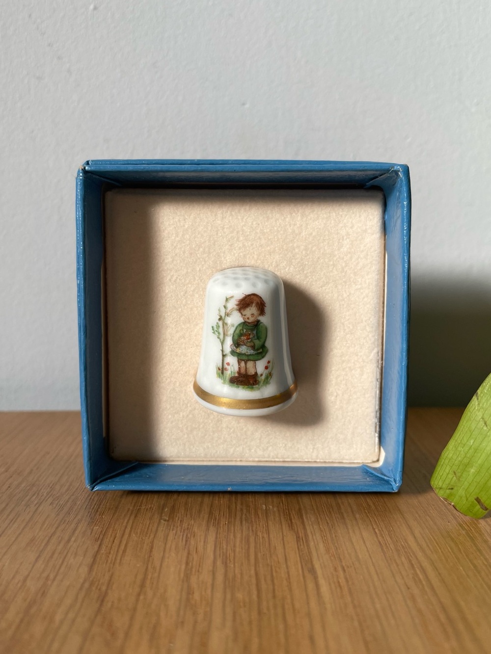 Vintage 1983 Schmid Berta Hummel Thimble "Spring Bouquet" with Box